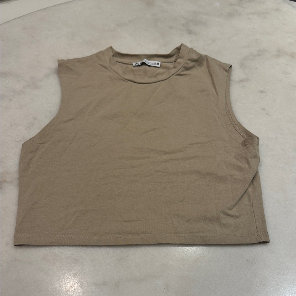 NWOT Zara Beige Sleeveless Crop Top